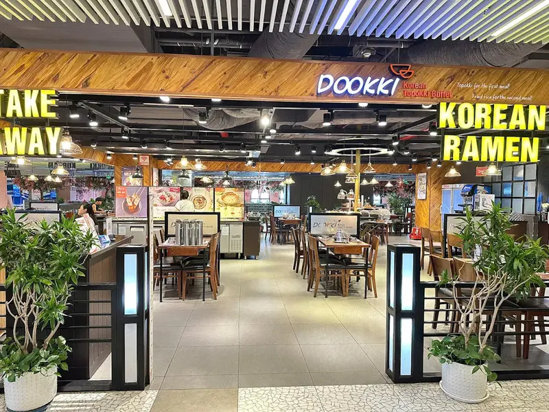 Gold Coast Mall Nha Trang: Thi&ecirc;n đường mua sắm, ẩm thực v&agrave; giải tr&iacute; giữa phố biển 9