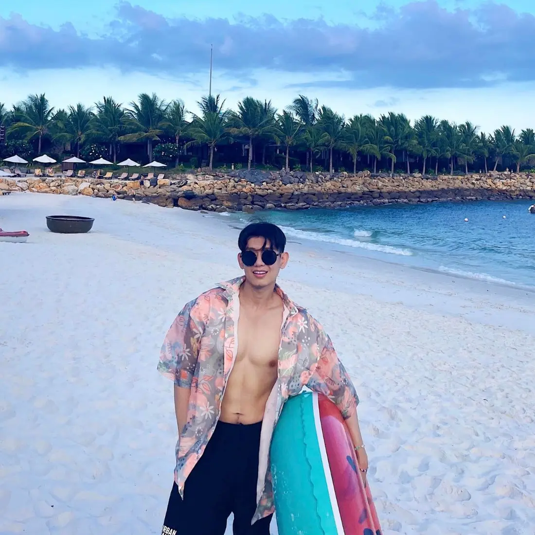 Kh&aacute;m ph&aacute; Nha Trang 3N2D c&ugrave;ng anh ch&agrave;ng H&agrave;n Quốc Định 3