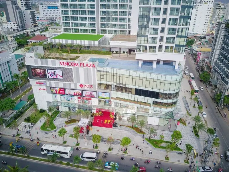 Kh&aacute;m ph&aacute; Vincom Plaza Trần Ph&uacute; Nha Trang c&oacute; g&igrave;? 2
