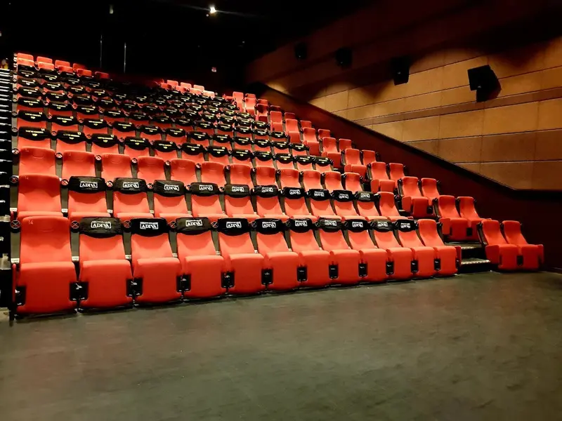 Kh&aacute;m ph&aacute; Vincom Plaza Trần Ph&uacute; Nha Trang c&oacute; g&igrave;? 9