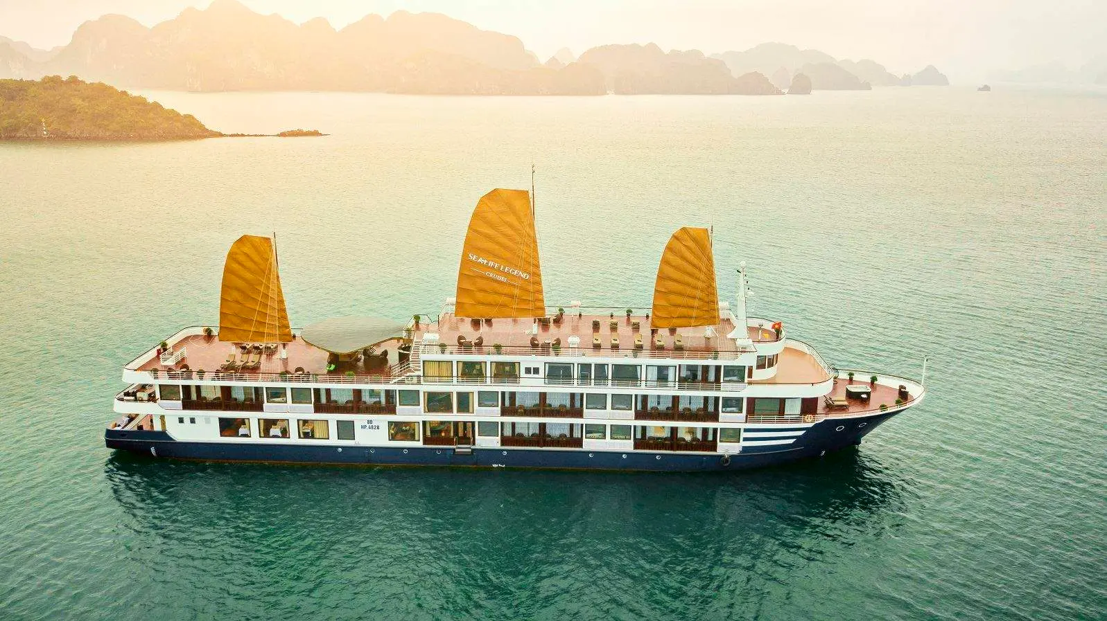 Sealife Nha Trang - Kh&aacute;m ph&aacute; những hoạt động vui chơi tr&ecirc;n biển cực ho&agrave;nh tr&aacute;ng tại Nha Trang 12