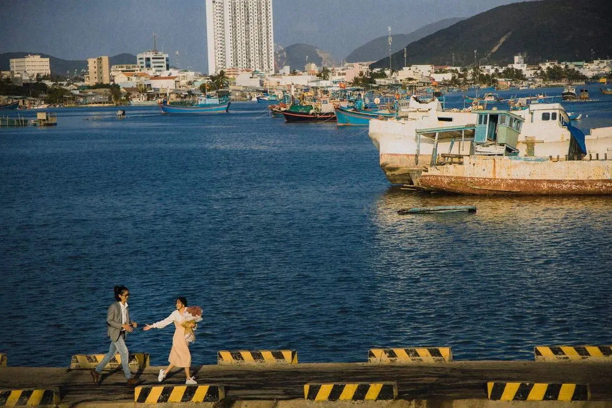Tìm phút bình yên, lãng mạn qua ống kính anh chàng Kỳ Sang tại cầu Bình Tân Nha Trang 6