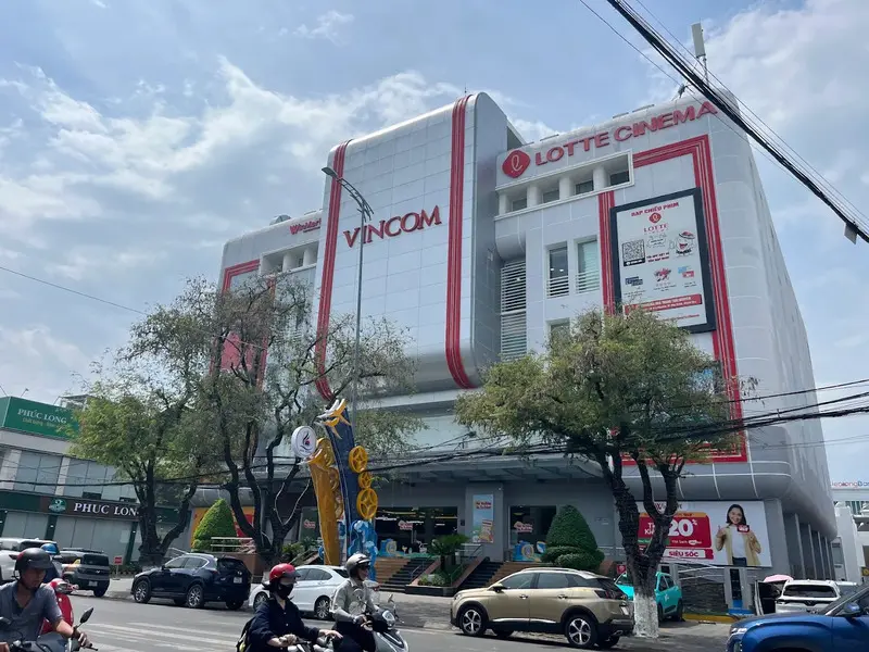 Vincom Plaza Th&aacute;i Nguy&ecirc;n Nha Trang: Thi&ecirc;n đường mua sắm, ẩm thực v&agrave; giải tr&iacute; 2