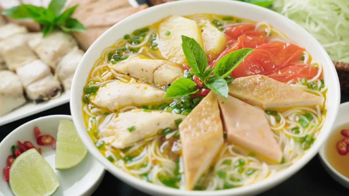 X&aacute;ch balo l&ecirc;n, nạp ngay vitamin sea 3N2Đ giữa m&ugrave;a h&egrave; oi ả Nha Trang 6