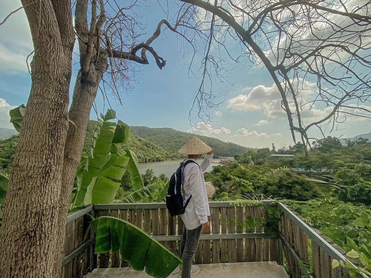 Xuy&ecirc;n kh&ocirc;ng về thời kiếm hiệp tại hồ K&ecirc;nh Hạ Nha Trang c&ugrave;ng anh ch&agrave;ng Jacob Nhat 4