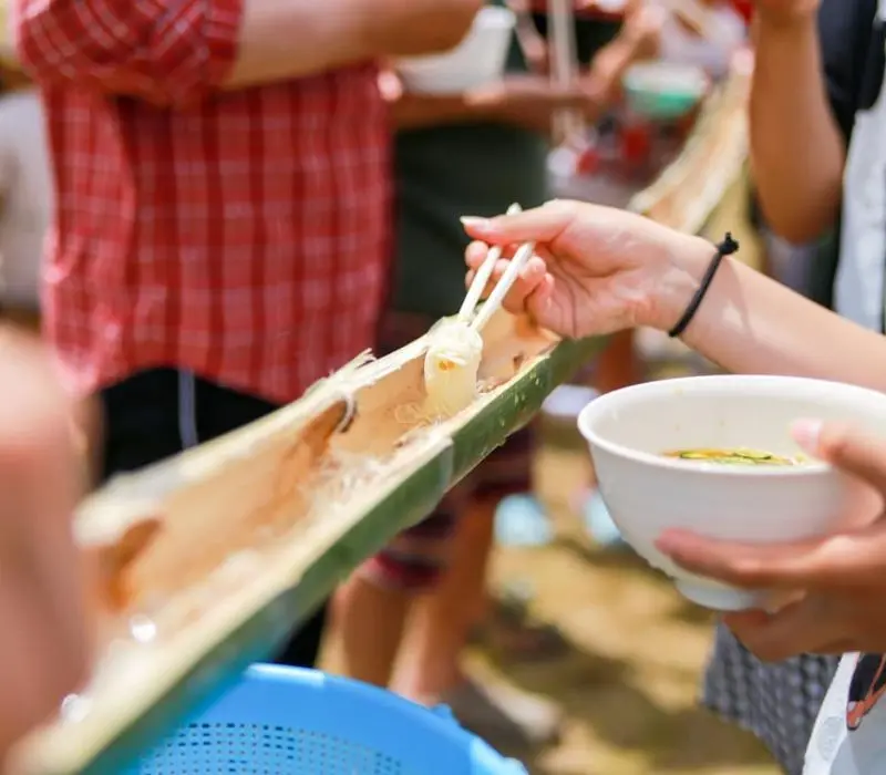Nagashi Somen: Món mì độc đáo và thanh nhã của Nhật Bản 3