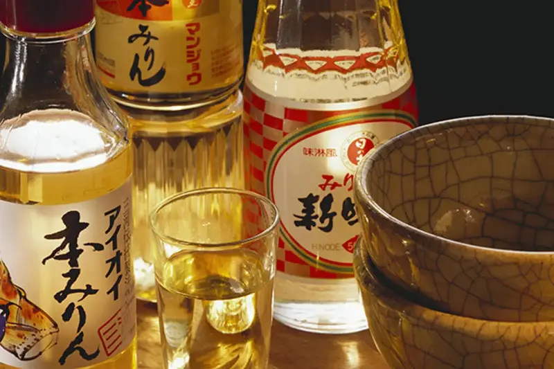 Rượu mirin, điều l&agrave;m n&ecirc;n sự tinh tế trong ẩm thực Nhật 2