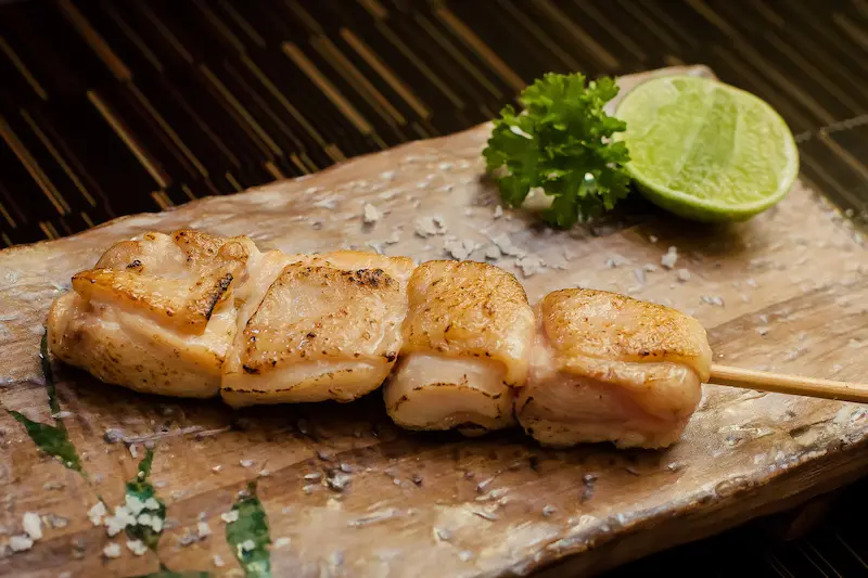 Thưởng thức Yakitori, nhấm nh&aacute;p trọn vẹn tinh hoa ẩm thực đường phố Nhật Bản 4