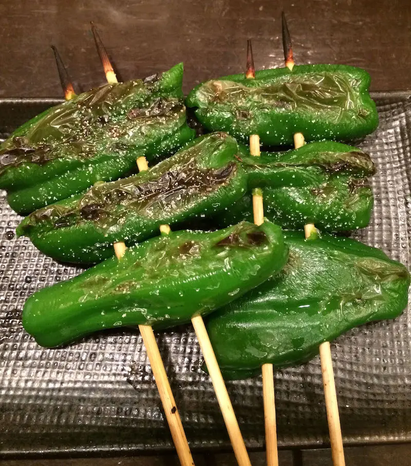 Thưởng thức Yakitori, nhấm nh&aacute;p trọn vẹn tinh hoa ẩm thực đường phố Nhật Bản 10