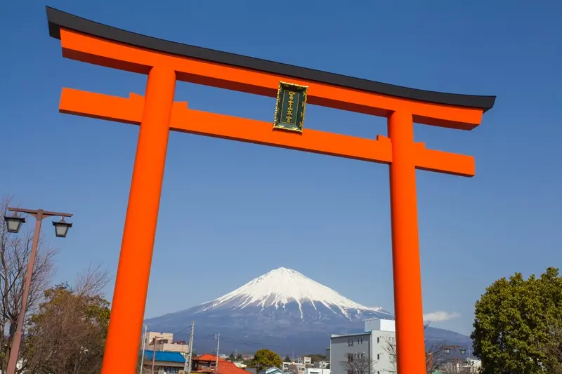 Cổng Torii Nhật Bản nơi dẫn lối đến với c&aacute;c vị thần 5
