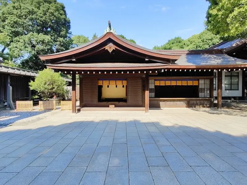 Dạo bước quanh ng&ocirc;i đền Meiji Jingu đầy linh thi&ecirc;ng của Nhật Bản 5