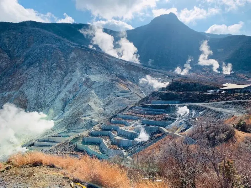 Du lịch Hakone: Vẻ đẹp mộc mạc ẩn m&igrave;nh dưới ch&acirc;n d&atilde;y Ph&uacute; Sĩ 11