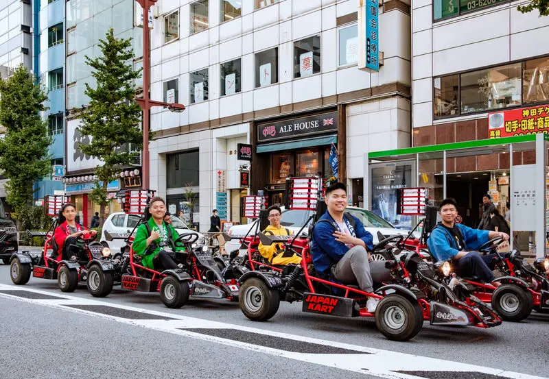 Giao lộ Shibuya biểu tượng cho nhịp sống s&ocirc;i động ở Tokyo Nhật Bản 10