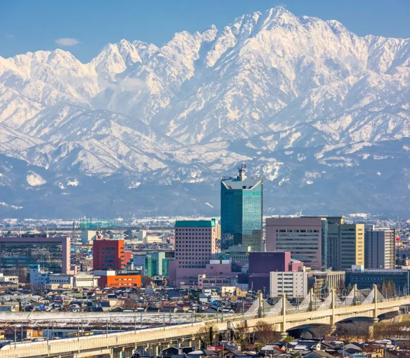 Kh&aacute;m ph&aacute; Toyama, từ d&atilde;y Alps Nhật Bản đến những ng&ocirc;i l&agrave;ng cổ k&iacute;nh 2