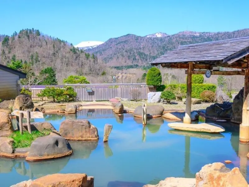 Suối nước n&oacute;ng Hoheikyo Onsen: Nơi thư gi&atilde;n &ldquo;th&acirc;n - t&acirc;m - tr&iacute;&rdquo; 4