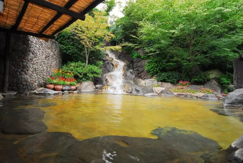Thưởng lãm Beppu, thành ph&ocirc;́ của những dòng su&ocirc;́i nước nóng 7