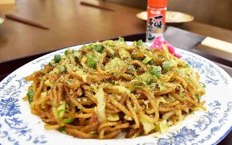 Yakisoba l&agrave; g&igrave;? C&aacute;ch chế biến v&agrave; hương vị của m&oacute;n m&igrave; Nhật Bản 9