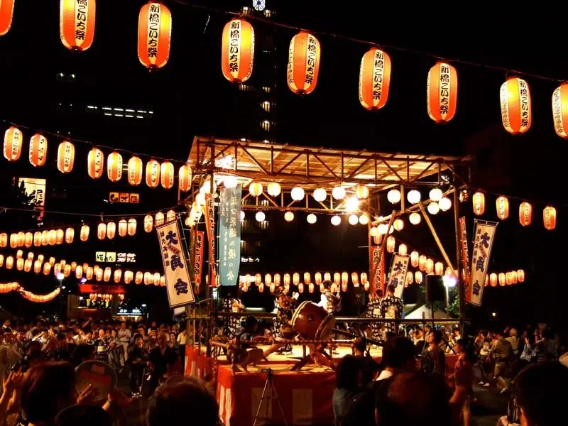 Kh&aacute;m ph&aacute; lễ hội Obon b&aacute;o hiểu tổ ti&ecirc;n tại Nhật Bản 2