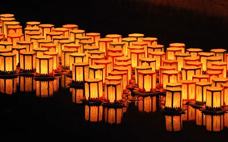 Kh&aacute;m ph&aacute; lễ hội Obon b&aacute;o hiểu tổ ti&ecirc;n tại Nhật Bản 8