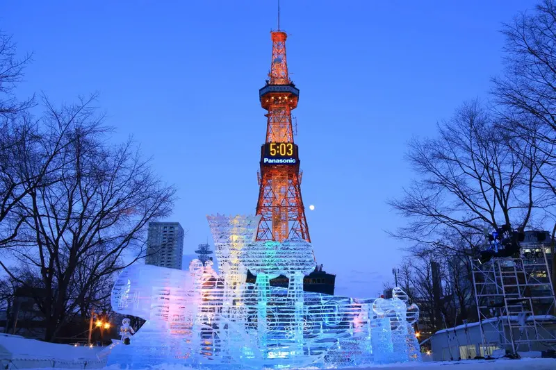 Lễ hội tuyết Sapporo xứ thần ti&ecirc;n m&ugrave;a đ&ocirc;ng tại Nhật Bản 8