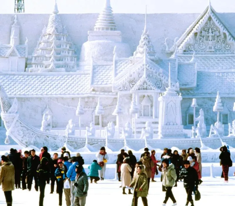 Lễ hội tuyết Sapporo xứ thần tiên mùa đông tại Nhật Bản