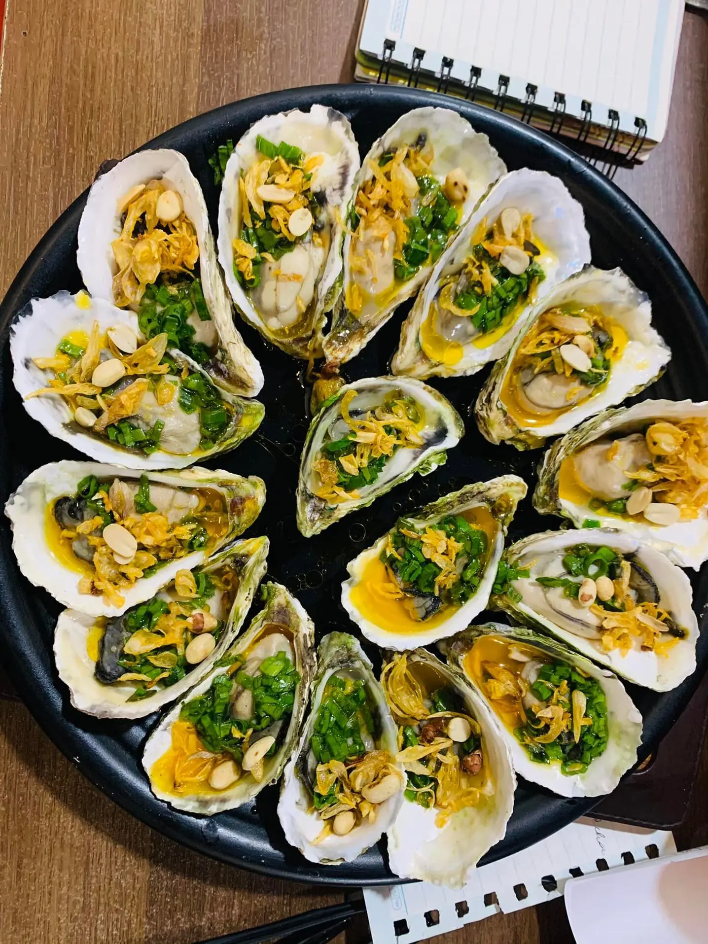 Bỏ t&uacute;i top 5 địa chỉ ăn buffet Ninh B&igrave;nh nổi tiếng 7