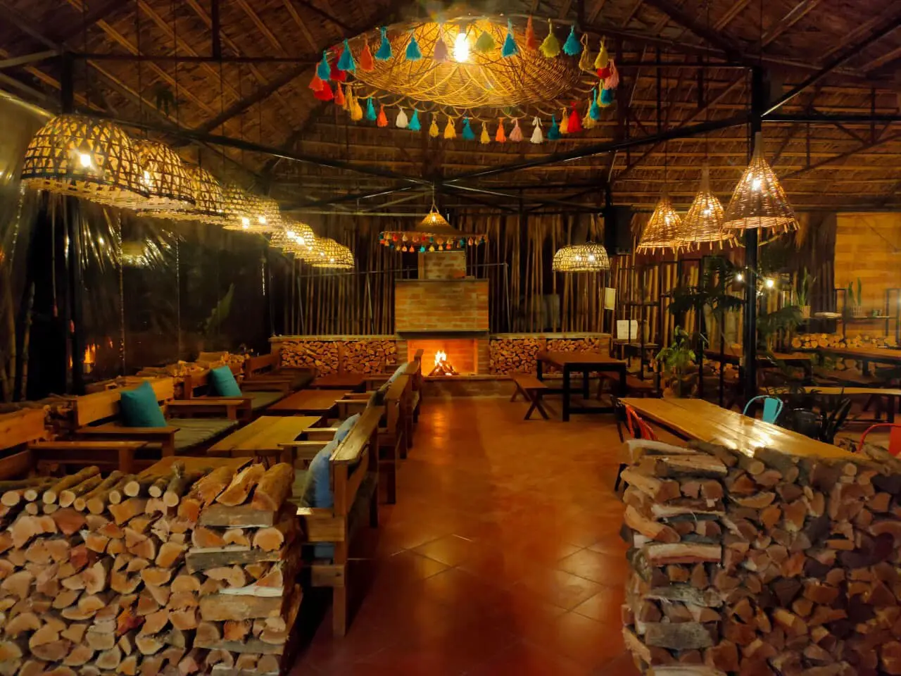 Đến Chookie's Hideaway - Thưởng thức ngay pizza nướng l&ograve; n&oacute;ng hổi 2