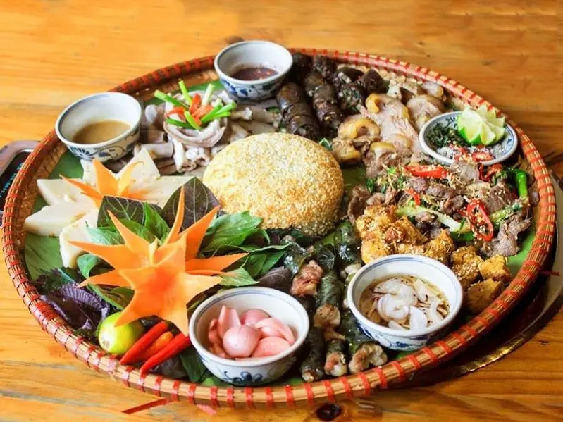 Nh&agrave; h&agrave;ng Anh Dzũng &ndash; Kh&ocirc;ng gian ẩm thực Cố đ&ocirc; tại Ninh B&igrave;nh 5