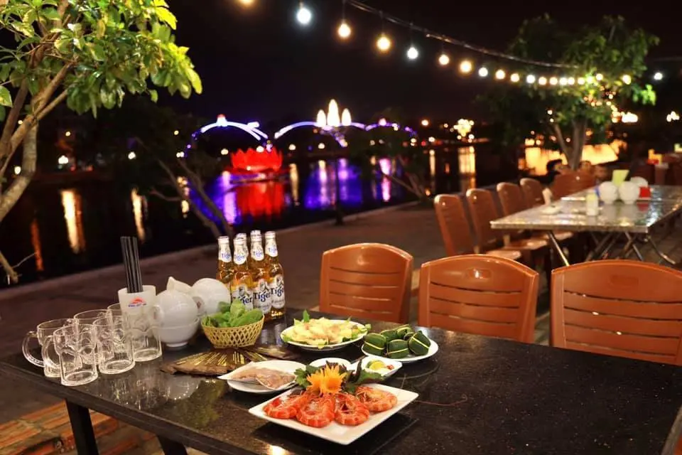 Nh&agrave; h&agrave;ng B&igrave;nh Minh Ninh B&igrave;nh &ndash; Địa điểm l&yacute; tưởng thưởng thức hải sản 7