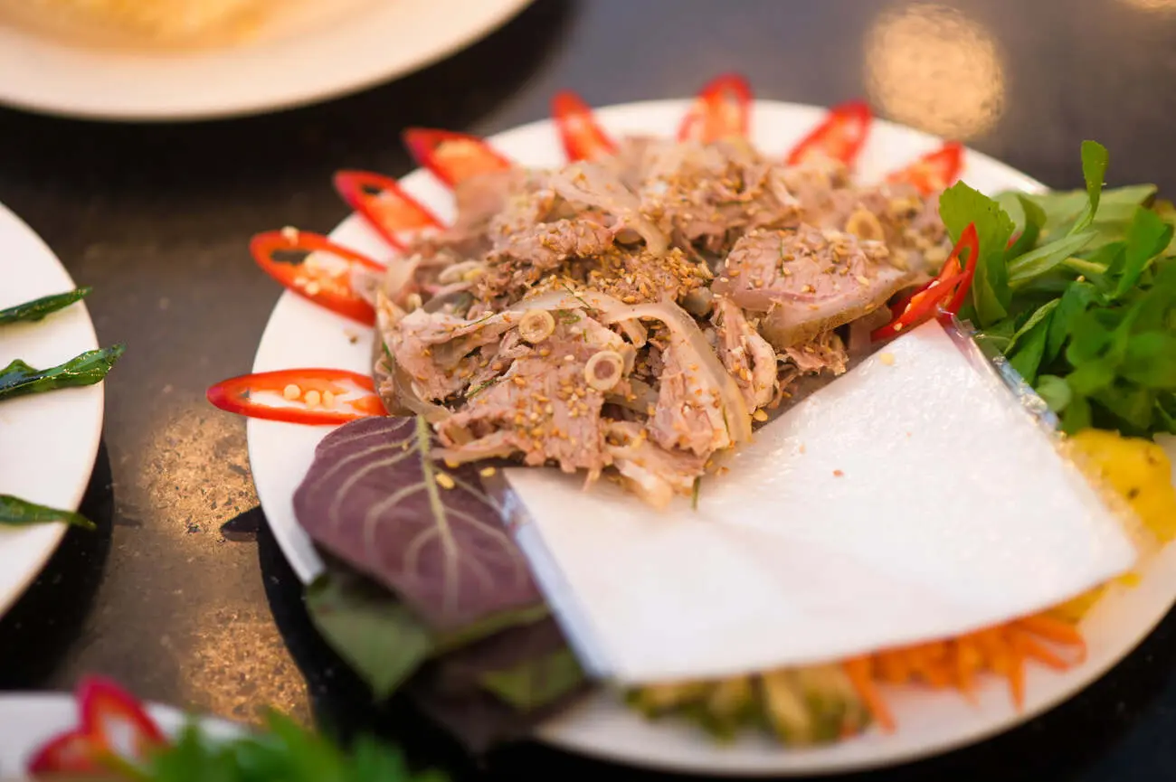 Nh&agrave; h&agrave;ng d&ecirc; n&uacute;i Ninh B&igrave;nh Th&agrave;nh Long - Qu&aacute;n ngon tại Ninh B&igrave;nh m&agrave; bạn n&ecirc;n biết 8