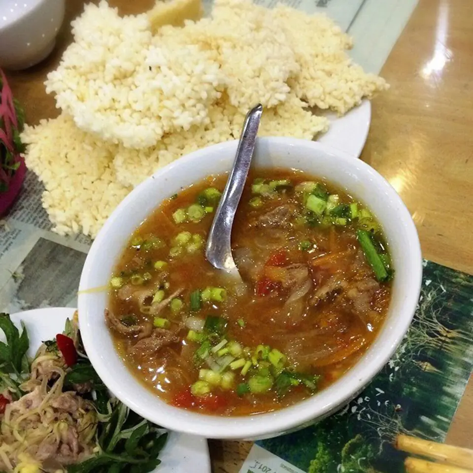 Thịt d&ecirc; cơm ch&aacute;y - M&oacute;n ăn g&acirc;y nhớ thương của cố đ&ocirc; Ninh B&igrave;nh 9