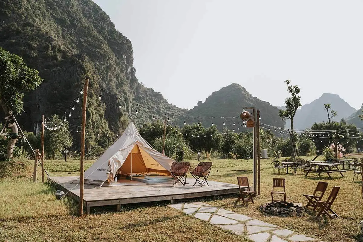 Cắm trại ở Ninh Bình khám phá vẻ đẹp của núi rừng