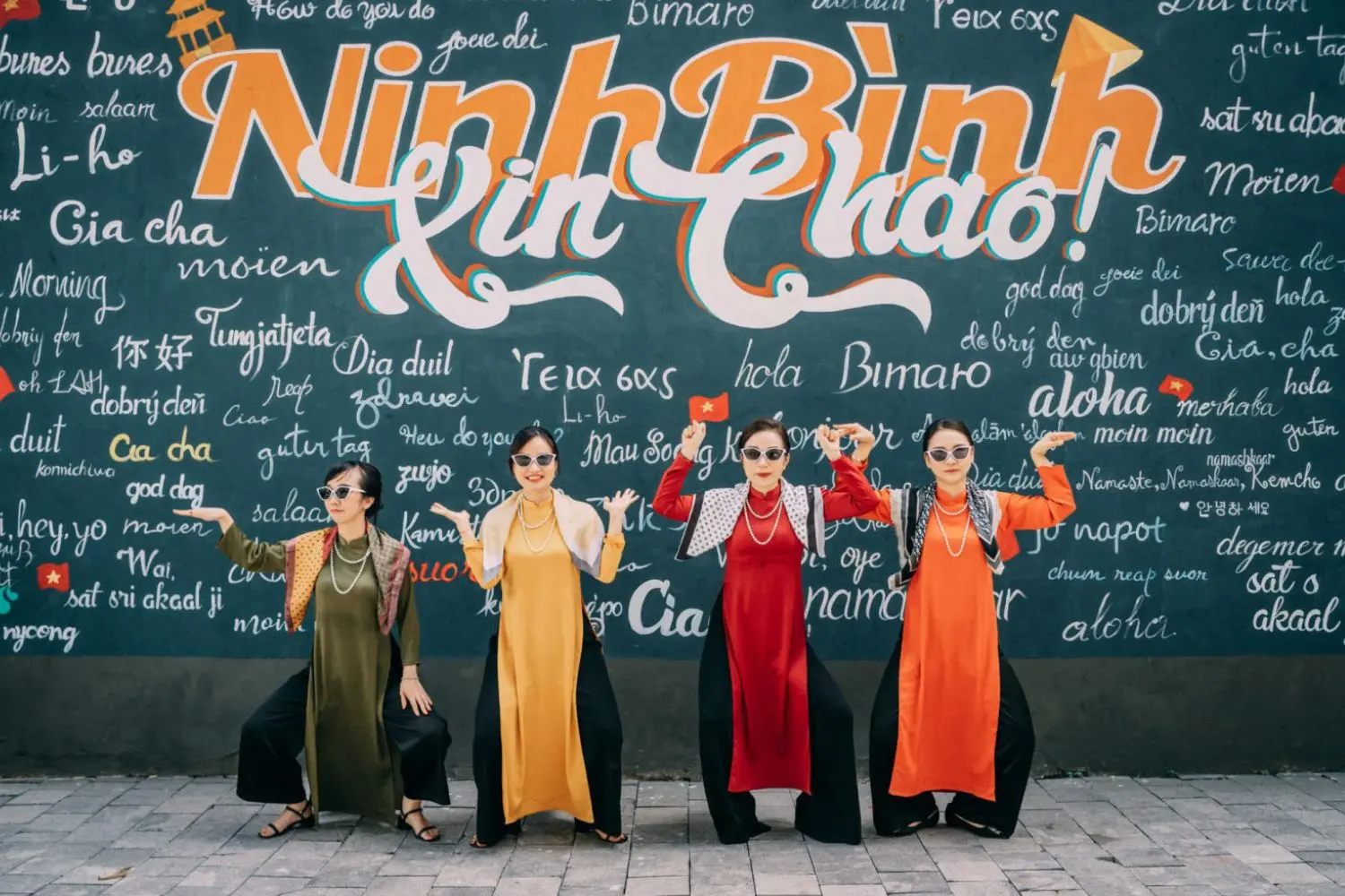 Check in Ninh B&igrave;nh c&ugrave;ng hội chị chị em em si&ecirc;u ngầu 3