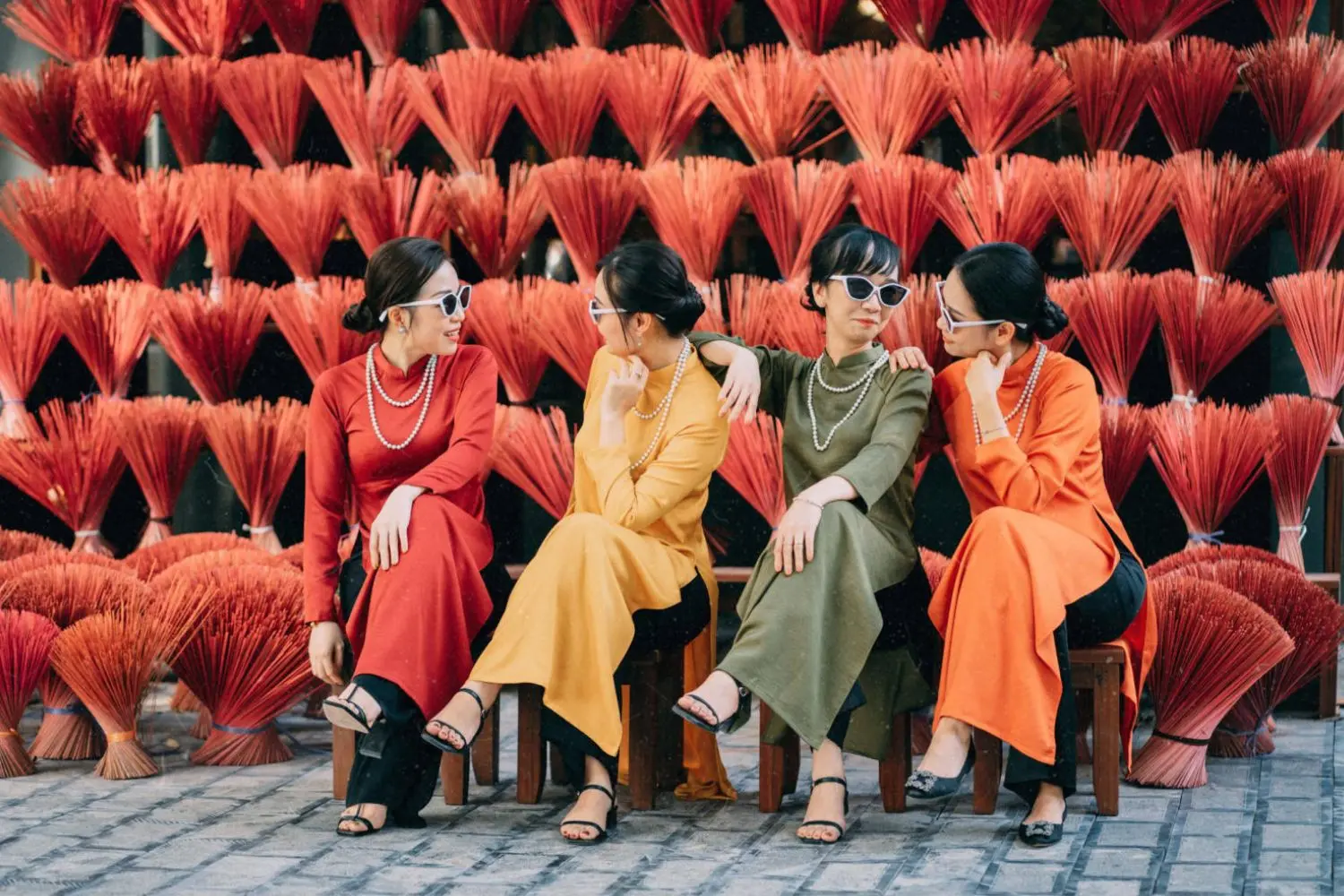 Check in Ninh B&igrave;nh c&ugrave;ng hội chị chị em em si&ecirc;u ngầu 10