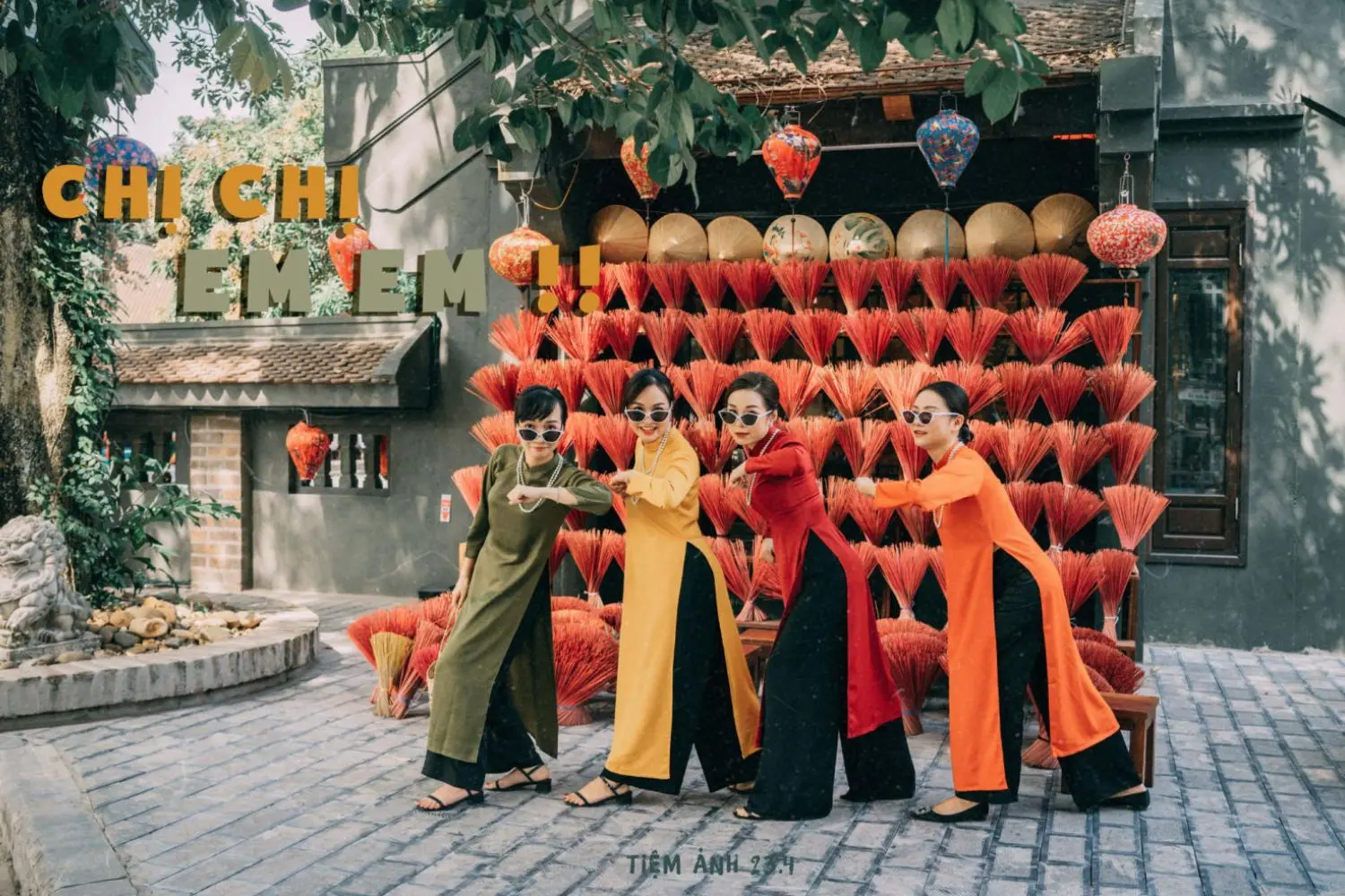 Check in Ninh B&igrave;nh c&ugrave;ng hội chị chị em em si&ecirc;u ngầu 2