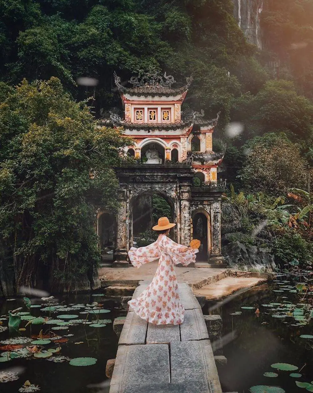 C&ugrave;ng n&agrave;ng thơ H&agrave; Tr&uacute;c review kinh nghiệm đi Ninh B&igrave;nh 2 ng&agrave;y cực chất 7