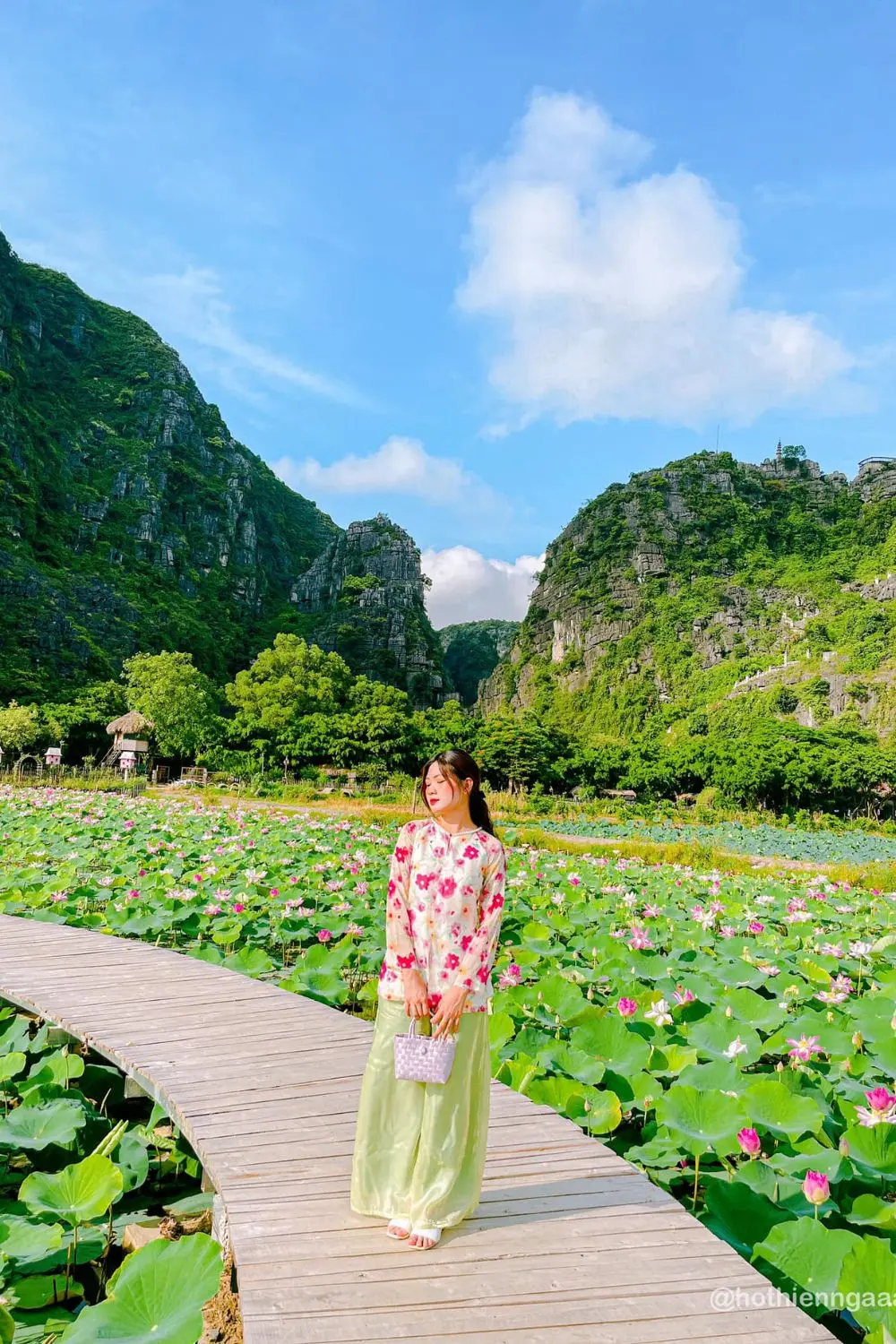 Kh&aacute;m ph&aacute; Đầm sen Hang M&uacute;a Ninh B&igrave;nh đẹp qu&ecirc;n lối về c&ugrave;ng Hồ Thi&ecirc;n Nga 3