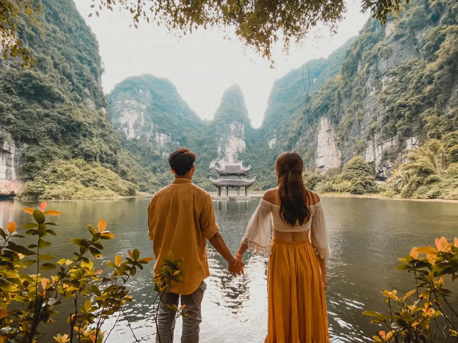 Ngắm nh&igrave;n bộ ảnh review du lịch Ninh B&igrave;nh của cặp đ&ocirc;i 9x 8