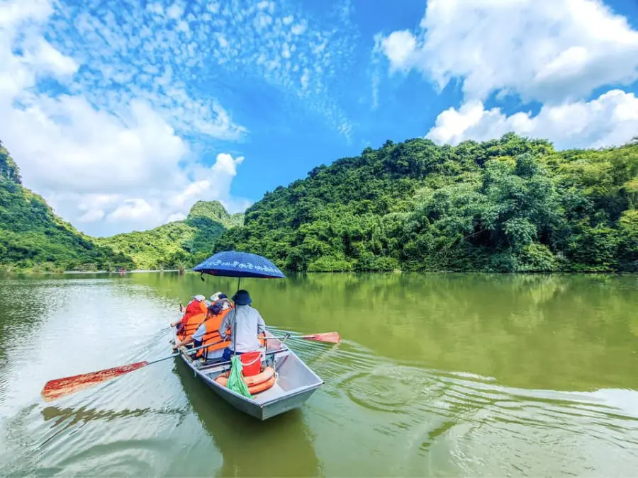 Phong cảnh Thung Nham thơ mộng tựa miền cổ t&iacute;ch giữa l&ograve;ng Ninh B&igrave;nh 4
