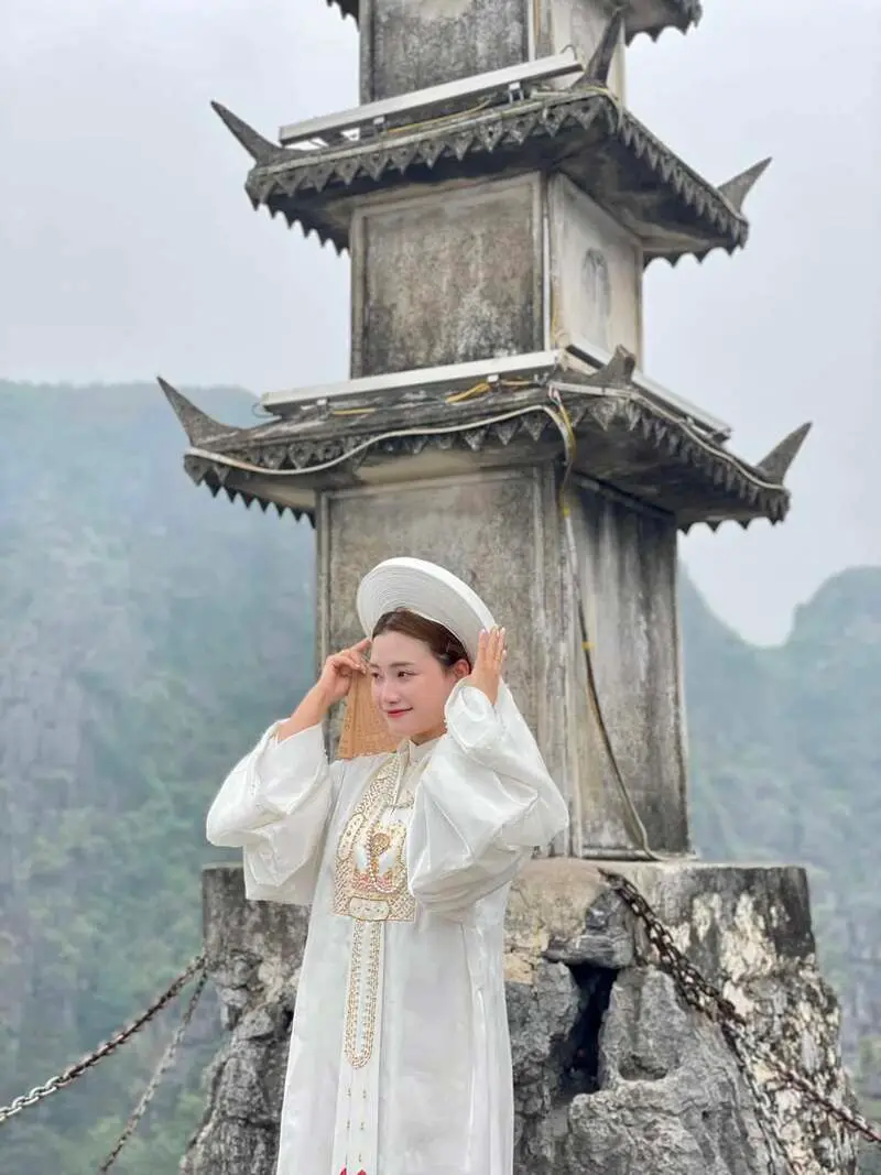 Review Hang M&uacute;a Ninh B&igrave;nh: Chốn non nước hữu t&igrave;nh giữa l&ograve;ng cố đ&ocirc; 13