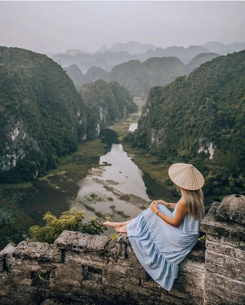Review Hang M&uacute;a Ninh B&igrave;nh: Chốn non nước hữu t&igrave;nh giữa l&ograve;ng cố đ&ocirc; 9
