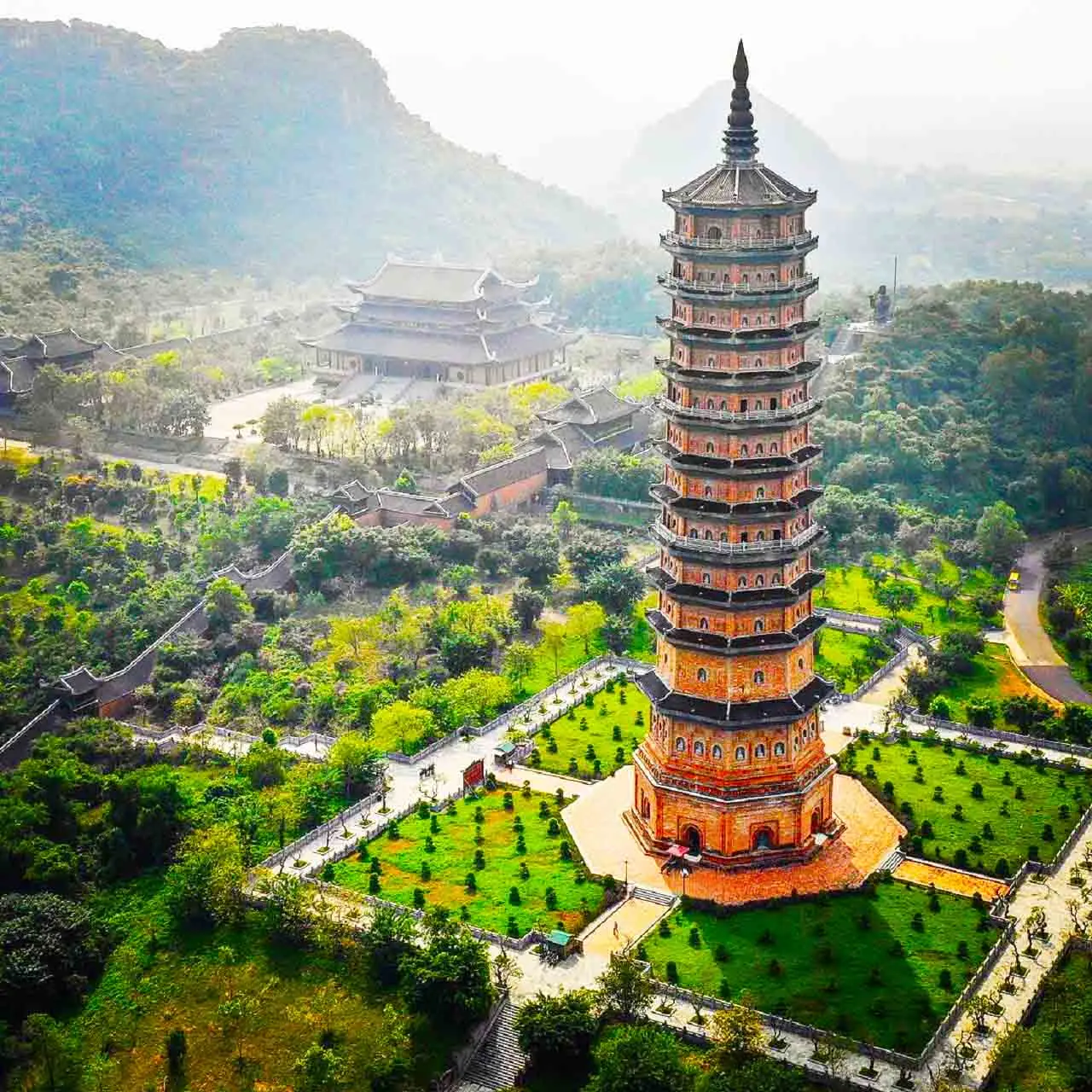 Review h&agrave;nh tr&igrave;nh B&aacute;i Đ&iacute;nh &ndash; Tr&agrave;ng An &ndash; Hang M&uacute;a chỉ trong 1 ng&agrave;y 4