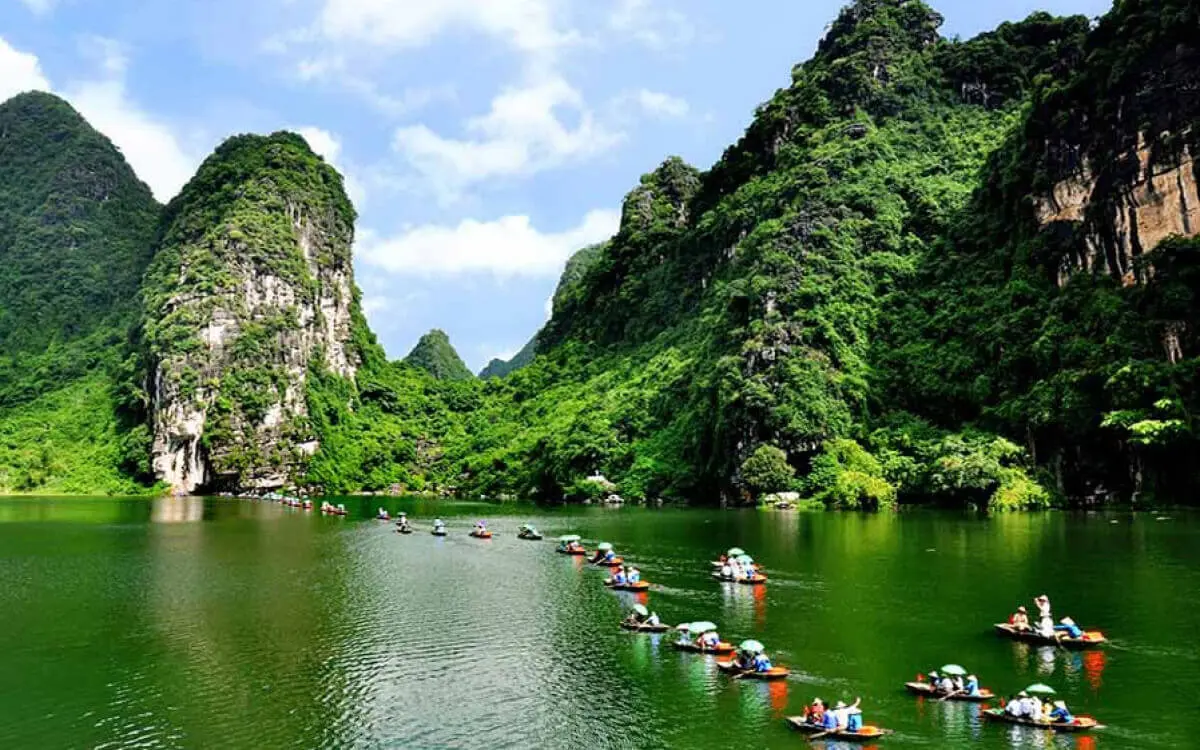 Review kinh nghiệm đi Ninh B&igrave;nh từ Đ&agrave; Nẵng g&oacute;i gọn trong một b&agrave;i viết 6
