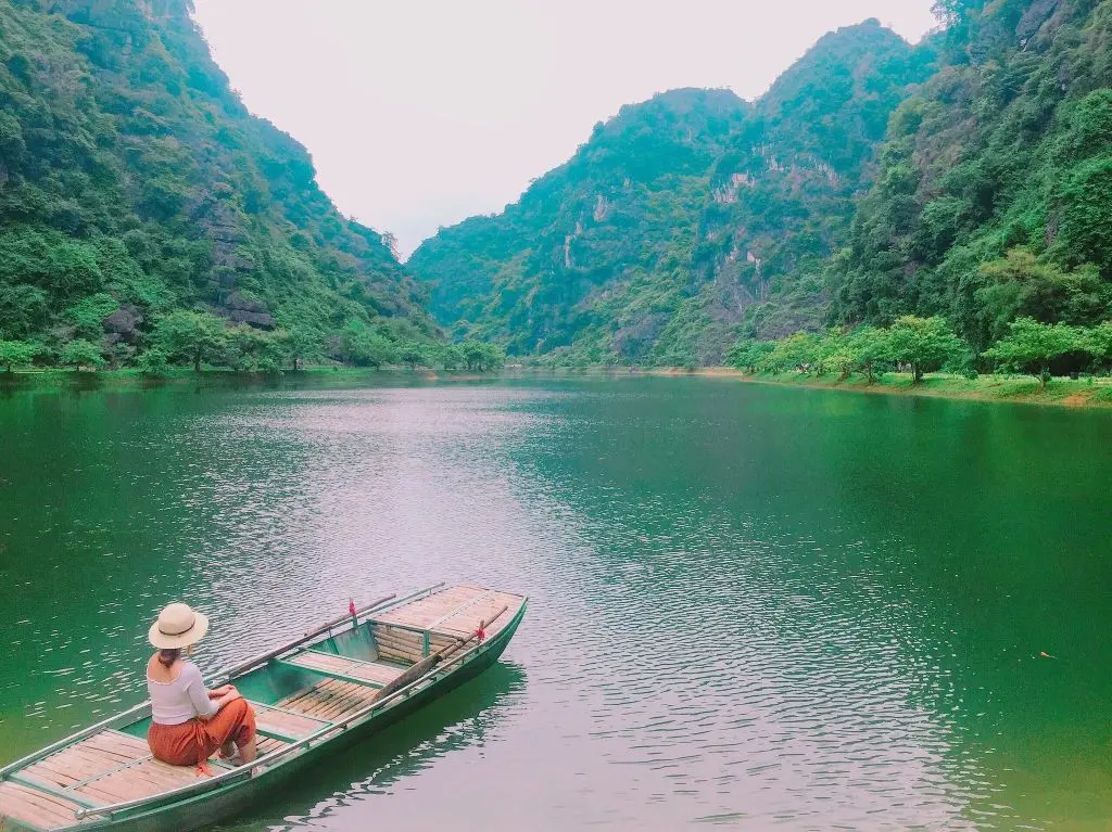 Review Ninh B&igrave;nh si&ecirc;u th&uacute; vị c&ugrave;ng cặp đ&ocirc;i c&ocirc; n&agrave;ng Linh Đan 8