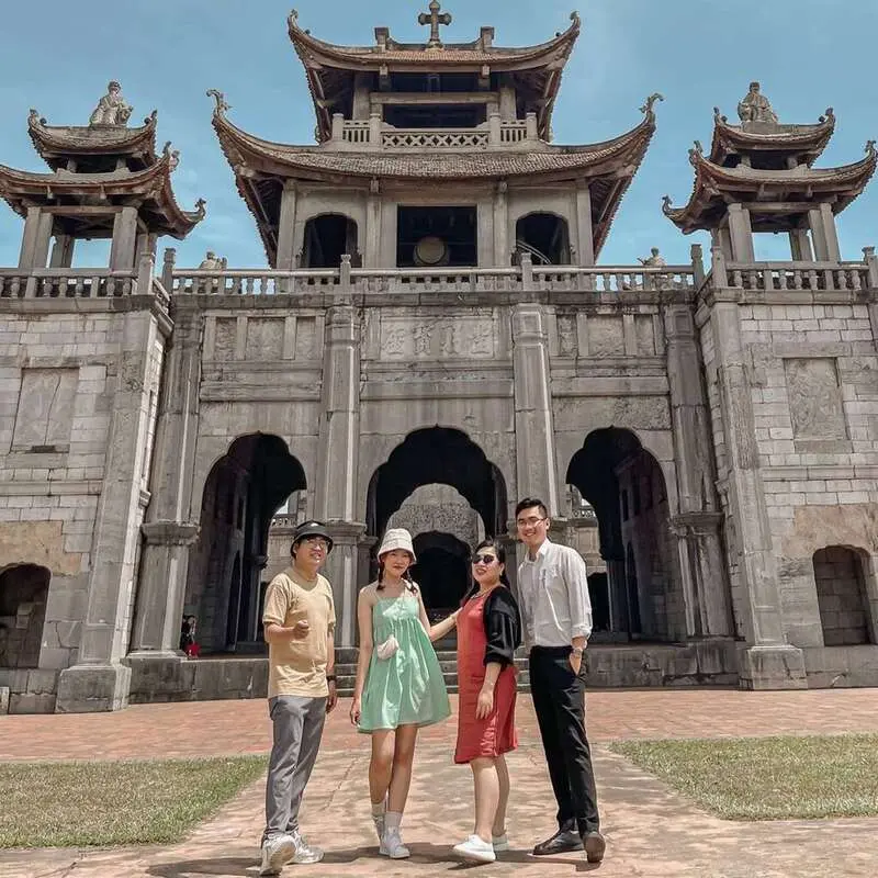 Top 15 điểm du lịch Ninh B&igrave;nh 30/4 v&agrave; 1/5 đậm m&agrave;u sắc b&igrave;nh y&ecirc;n 12