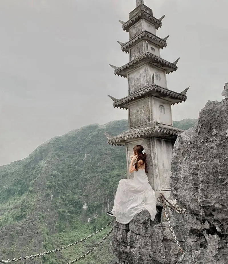 Tr&agrave;ng An trong đ&ocirc;i mắt n&agrave;ng thơ Nhung Nguyen c&oacute; g&igrave; đặc biệt 7