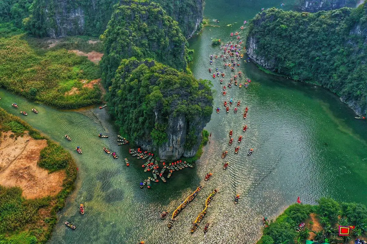 Cập nhật giá vé tham quan ở Ninh Bình cho những đôi chân ưa khám phá