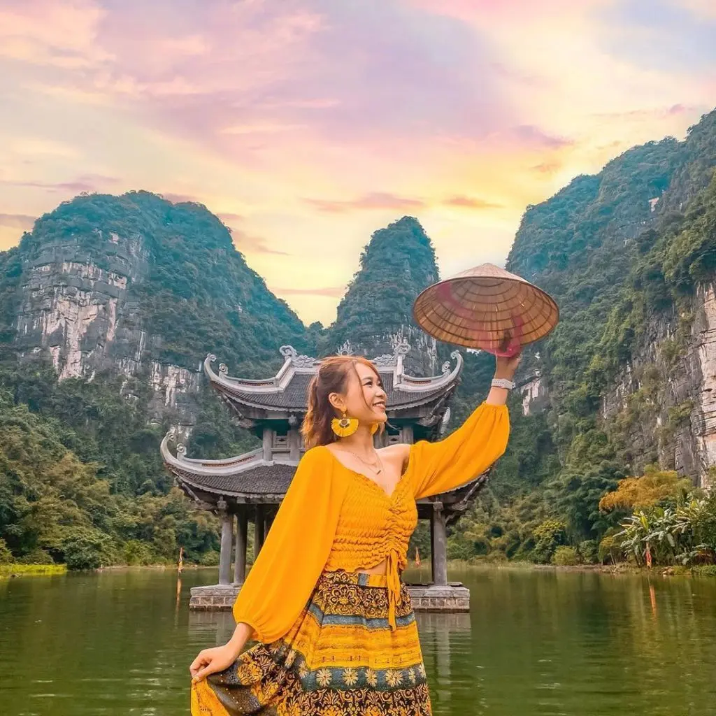 B&iacute; k&iacute;p tạo d&aacute;ng đẹp ở Tr&agrave;ng An d&agrave;nh cho hội đam m&ecirc; sống ảo 2