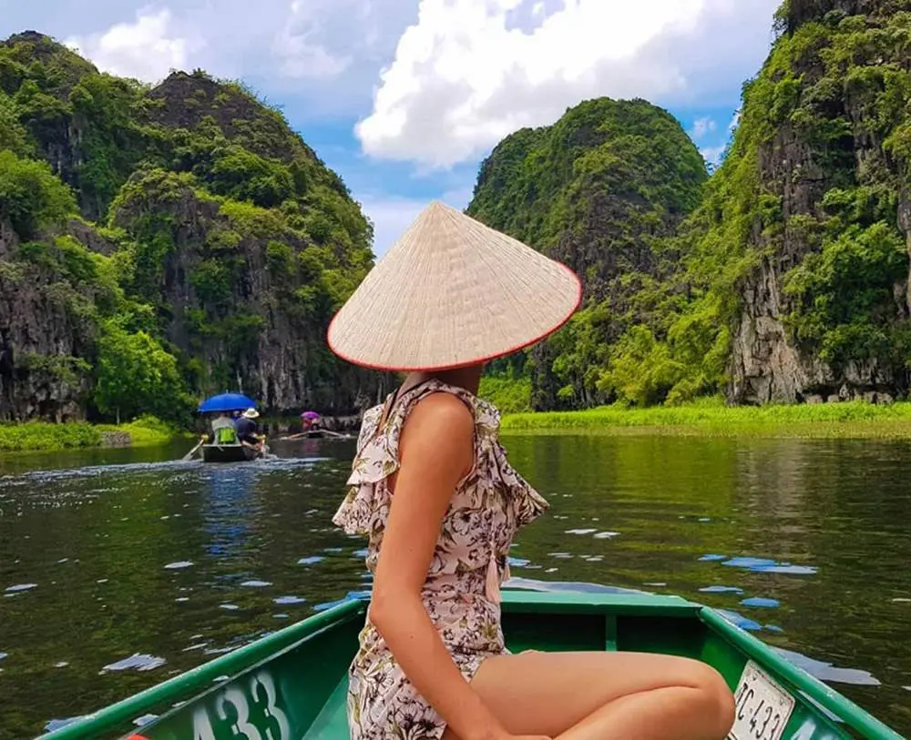 Bỏ t&uacute;i kinh nghiệm kh&aacute;m ph&aacute; m&ugrave;a v&agrave;ng Tam Cốc 10