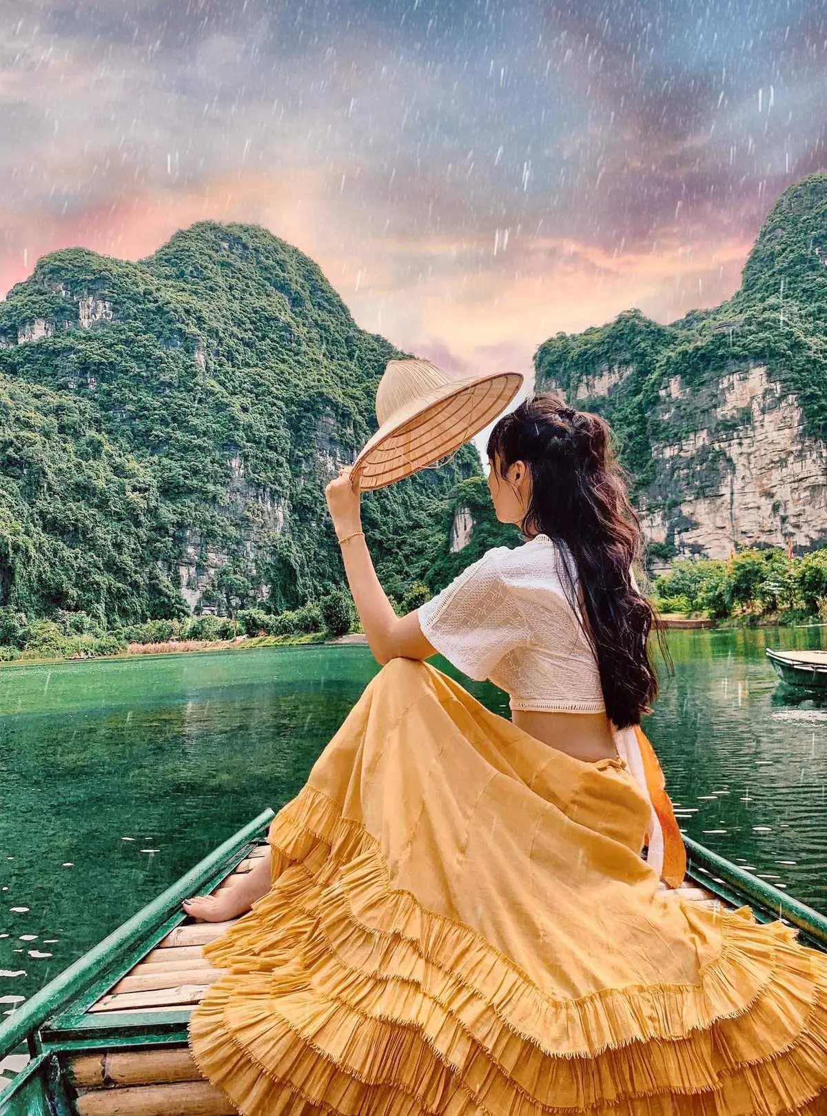 Điểm danh c&aacute;c địa điểm cho thu&ecirc; trang phục Ninh B&igrave;nh đẹp lung linh 4